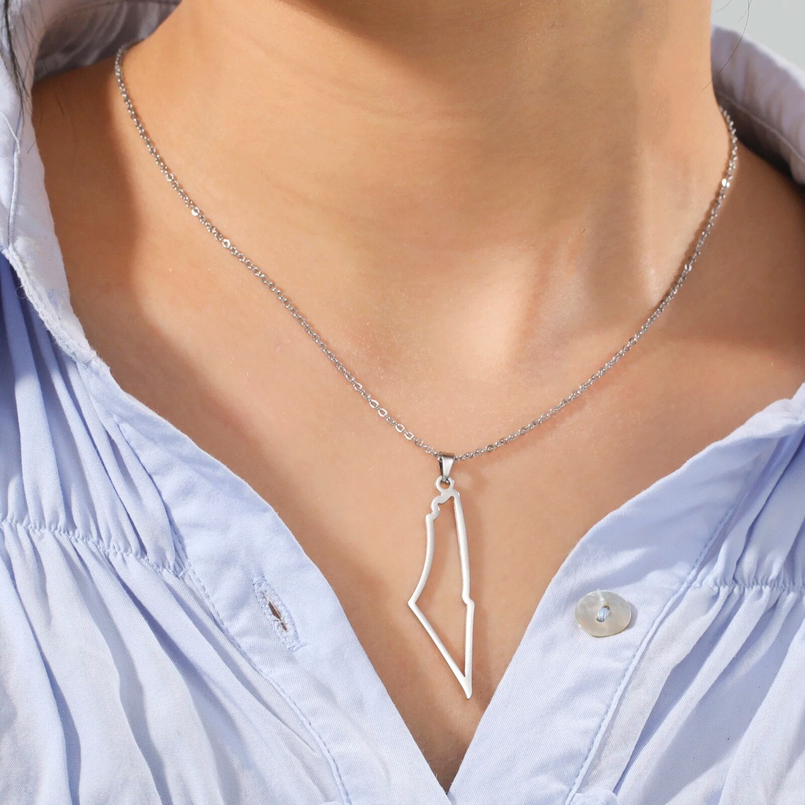 The silhouette of Israel Necklace