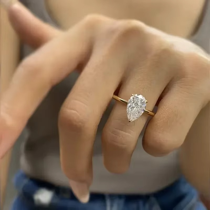Luxe Pear Spark Ring