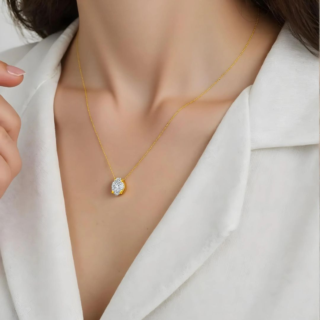Oval Glow necklace